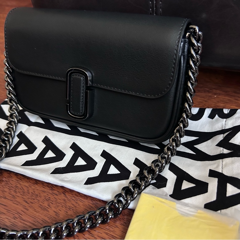 NWOT Marc Jacobs The J Mini Chain Accent Leather Handbag in Black -No Strap- - Picture 15 of 17